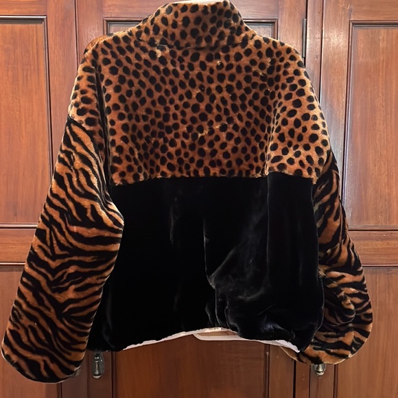 New UGG Marlene Sherpa Jacket Animalia - Picture 11 of 11